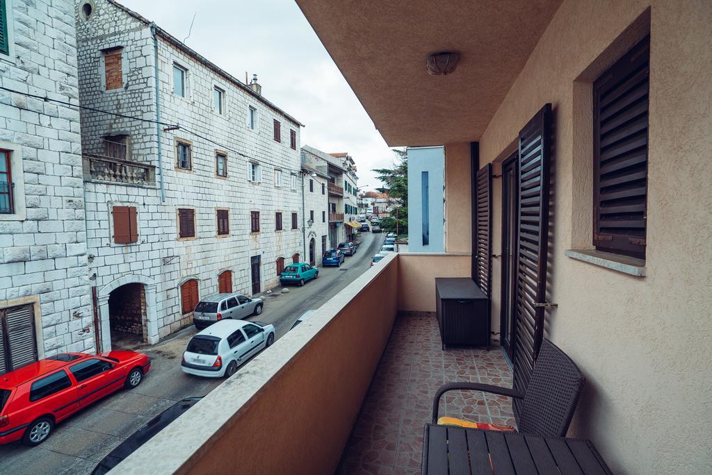 Ivica Apartments Имотски Экстерьер фото